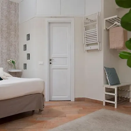 St Peter Vatican Lovely & Patio, * Rom