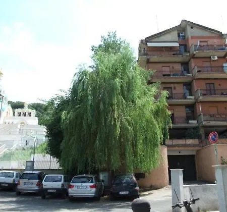 St Peter Vatican Lovely & Patio, Apartment *