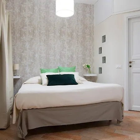 Apartment St Peter Vatican Lovely & Patio,